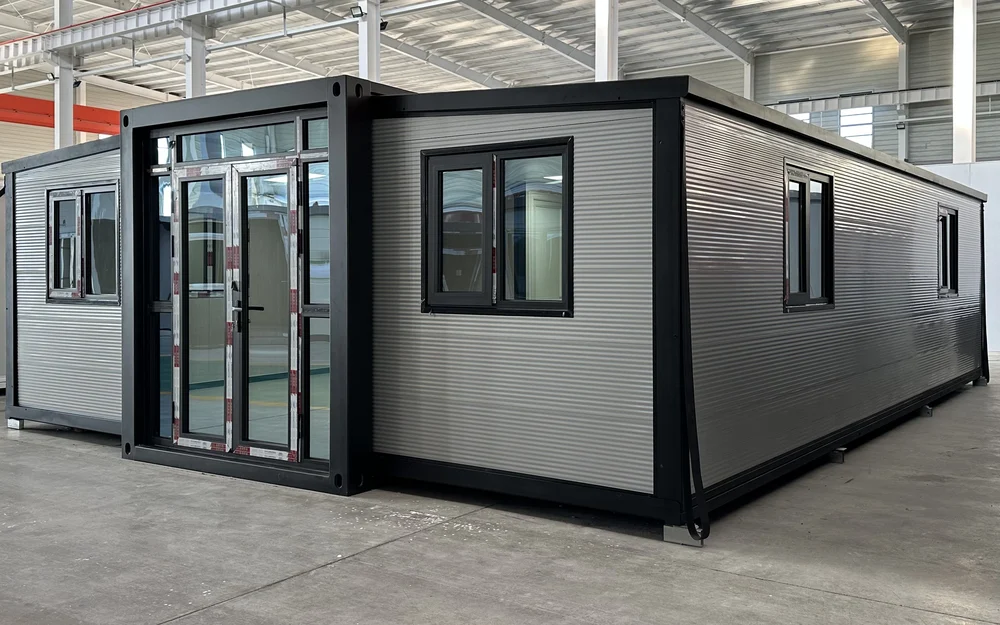 Expandable home with pale grey exterior and horizontal fine ribs finish, EX-M19