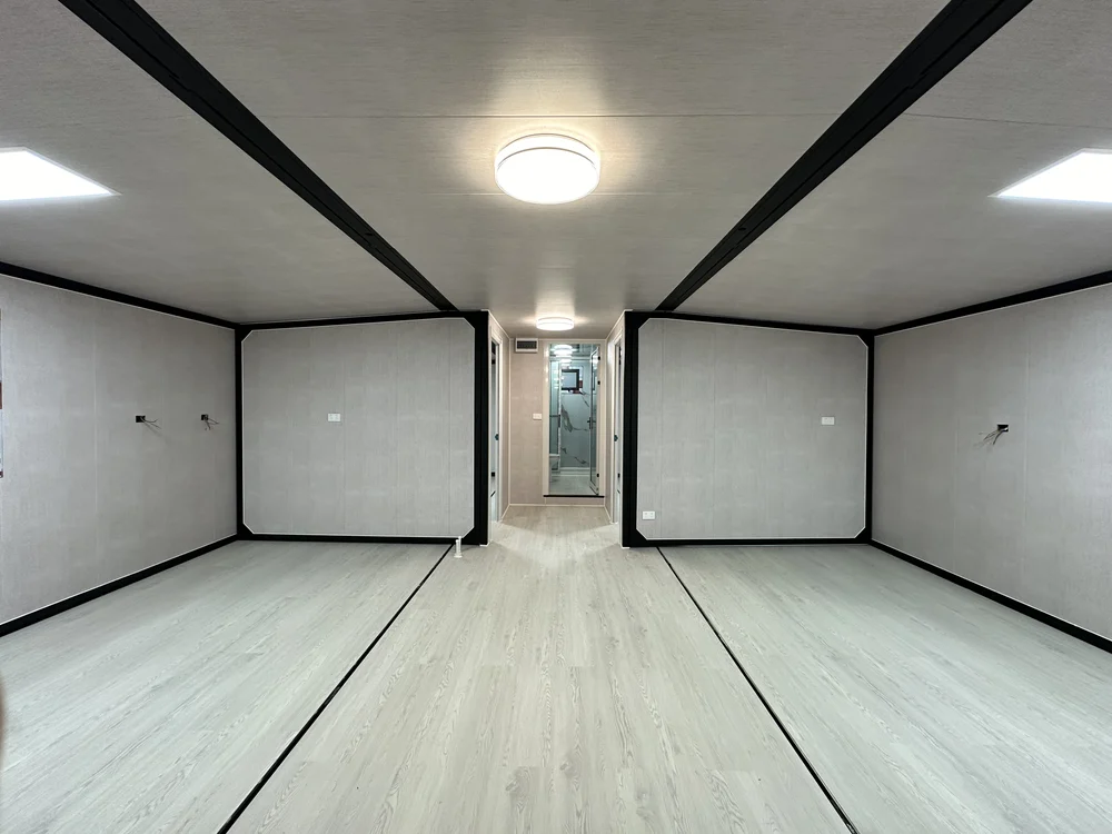 Interior showing light grey / fabric effect bamboo-wood fibre panel, IN-B02